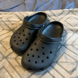 black crocs